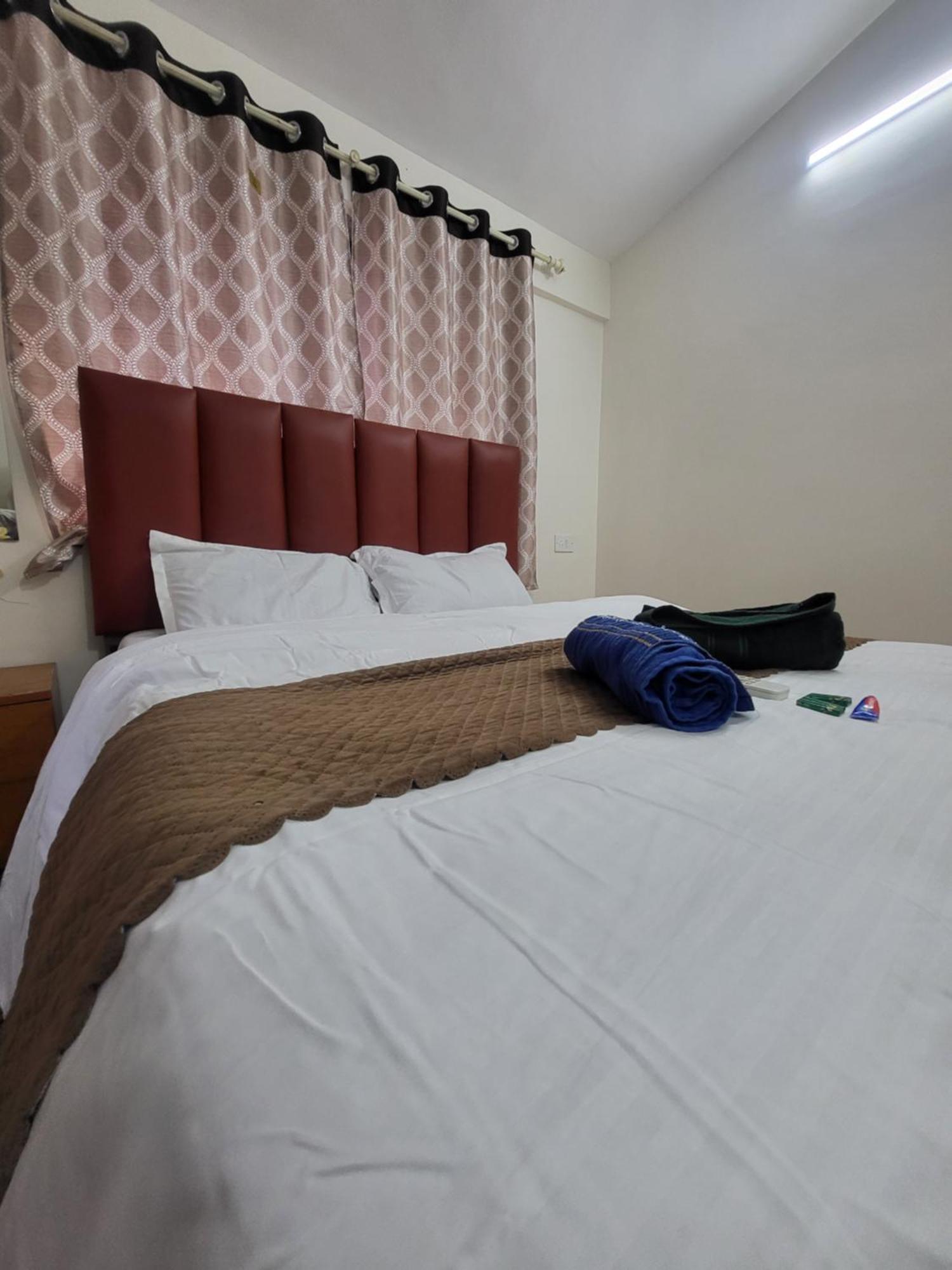 The Perfect Stays Para Disco Big Pool Cricket Turf Villa Lonavala Ngoại thất bức ảnh