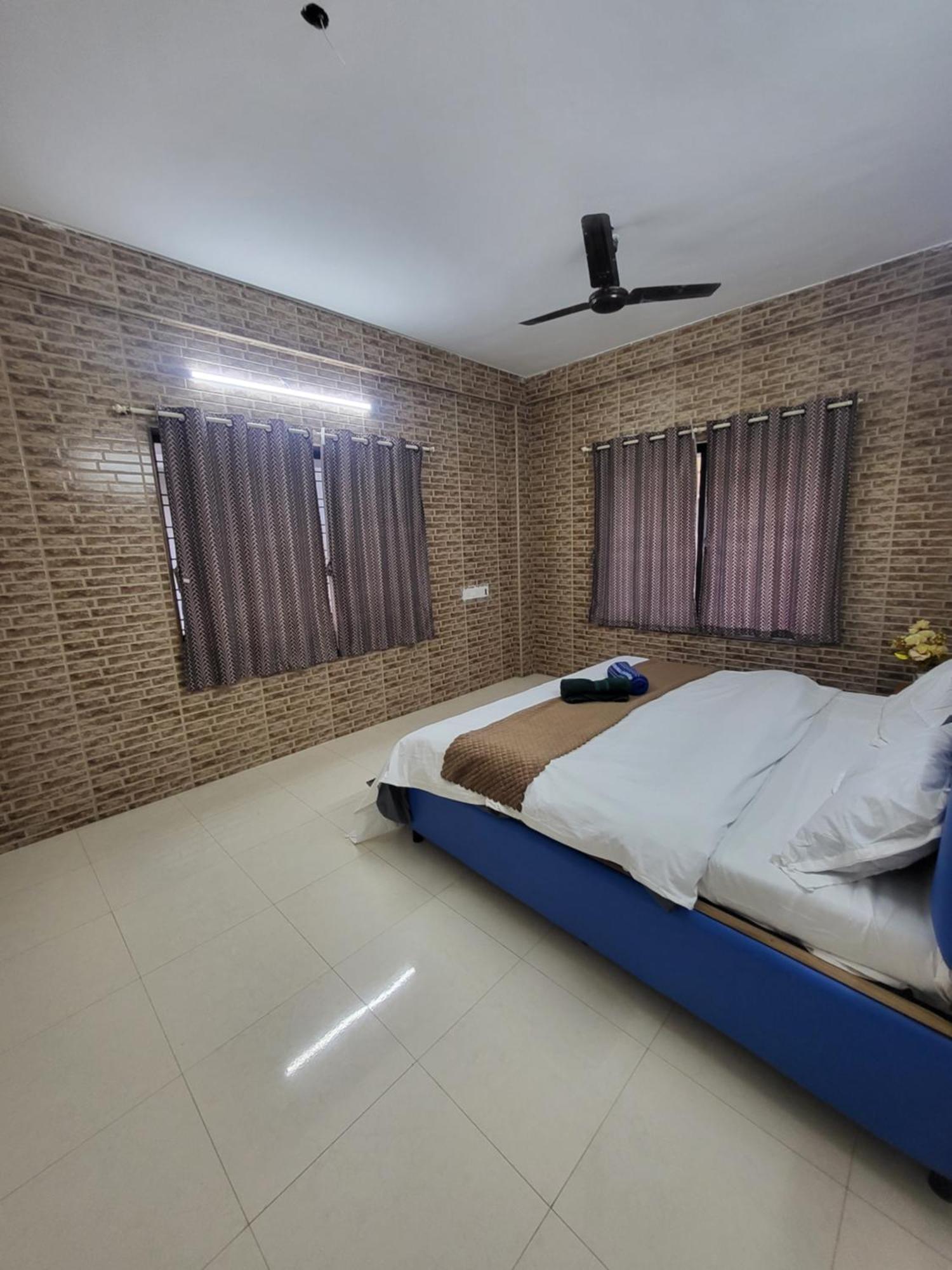 The Perfect Stays Para Disco Big Pool Cricket Turf Villa Lonavala Ngoại thất bức ảnh