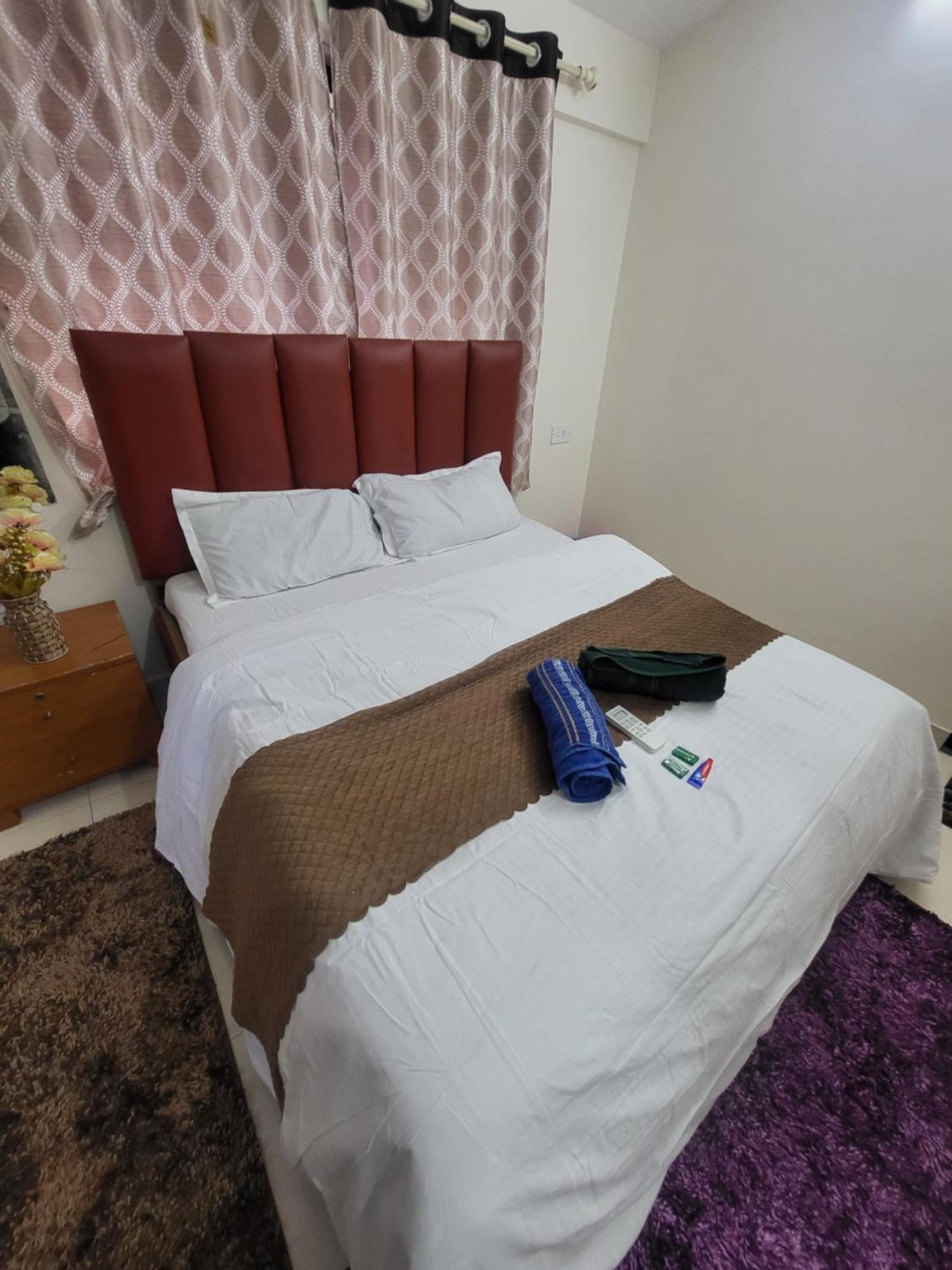 The Perfect Stays Para Disco Big Pool Cricket Turf Villa Lonavala Ngoại thất bức ảnh